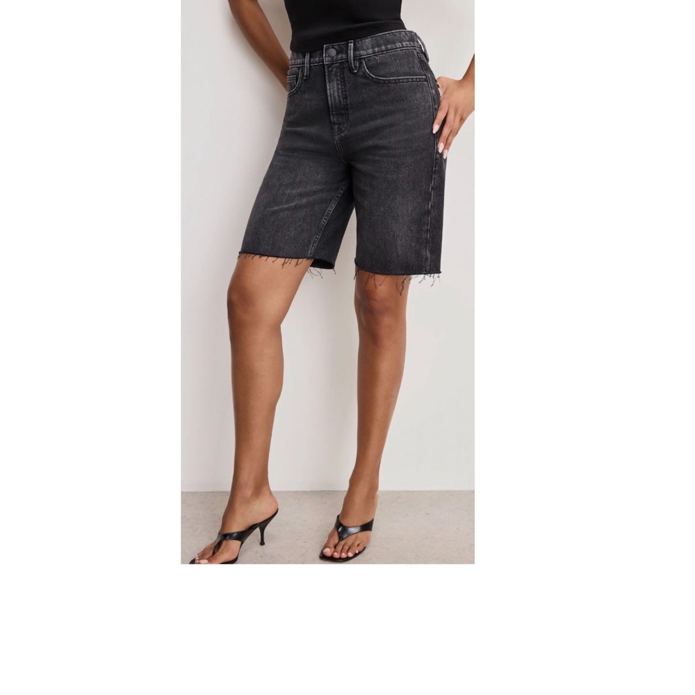 Good American Good Standard Raw Hem Bermuda Shorts